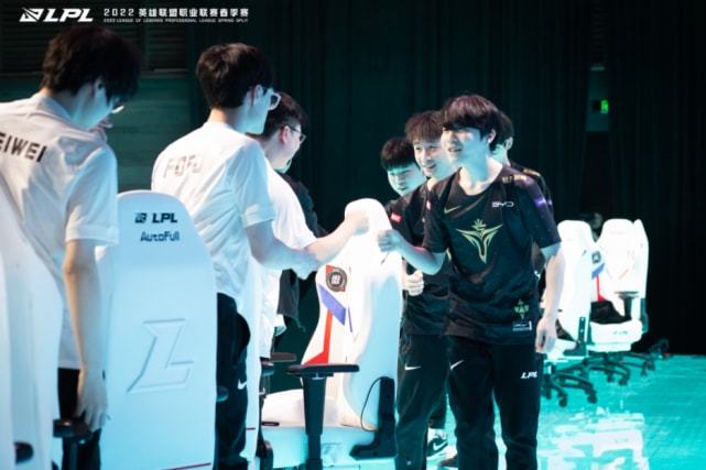 显得尤为重 显得尤为重