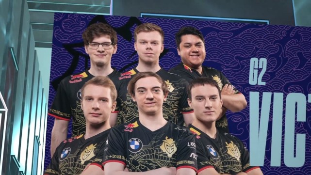 而教练的职 而教练的职