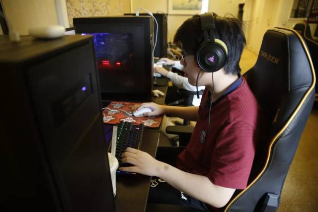 战术层面看 战术层面看