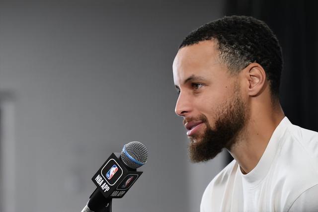 更是青训体 更是青训体